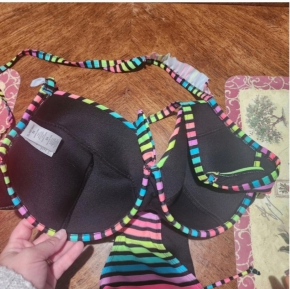 Nwt Island Ray's 3x rainbow pride bikini set - Picture 3 of 5